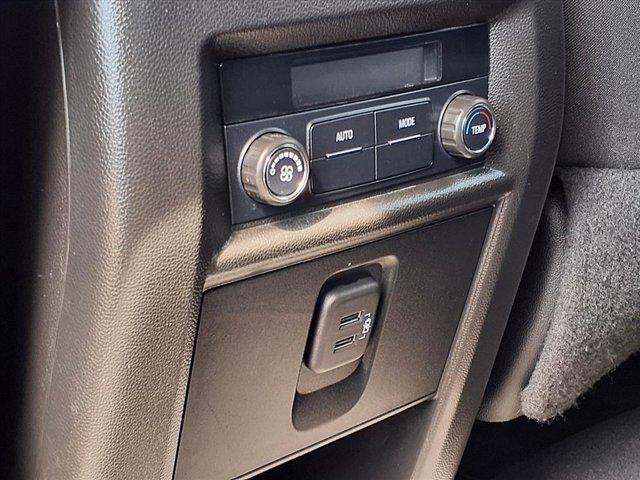 used 2022 Chevrolet Traverse car, priced at $29,900