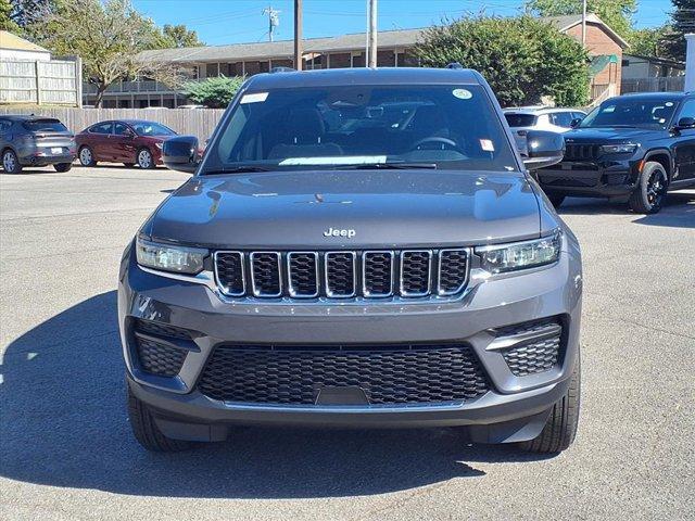new 2025 Jeep Grand Cherokee car, priced at $37,035