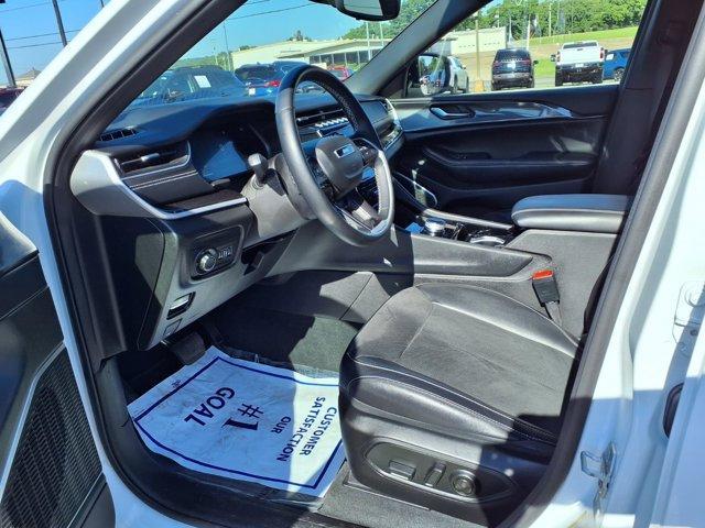used 2022 Jeep Grand Cherokee car, priced at $28,900