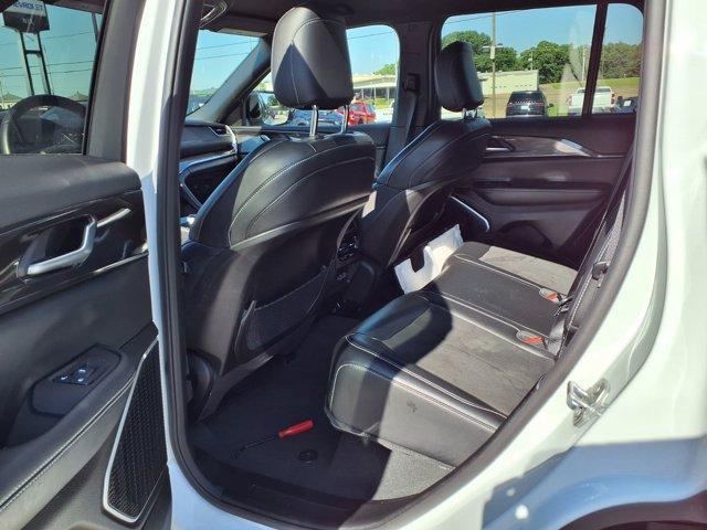 used 2022 Jeep Grand Cherokee car, priced at $28,900