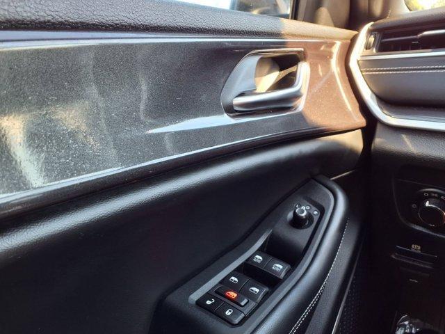 used 2022 Jeep Grand Cherokee car, priced at $28,900