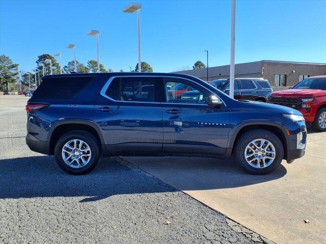 used 2022 Chevrolet Traverse car, priced at $20,900
