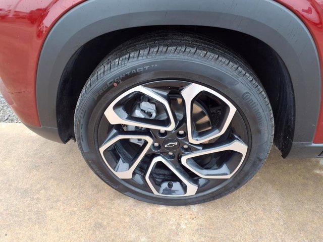 used 2025 Chevrolet Trax car, priced at $27,900