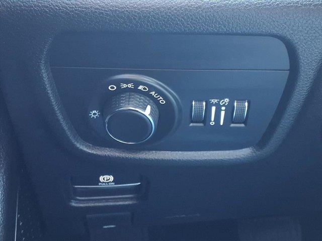 used 2025 Jeep Grand Cherokee L car, priced at $41,900