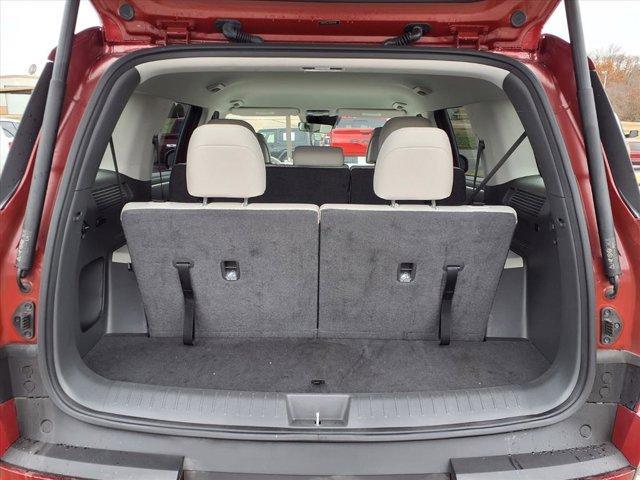 used 2025 Hyundai Santa Fe car, priced at $32,900