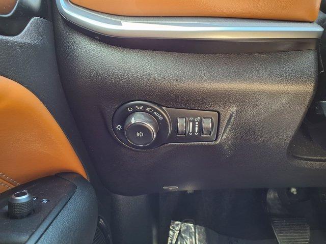 used 2025 Jeep Compass car, priced at $33,900