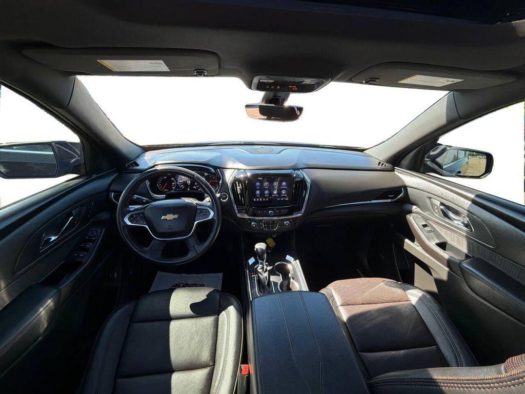 used 2022 Chevrolet Traverse car, priced at $32,650