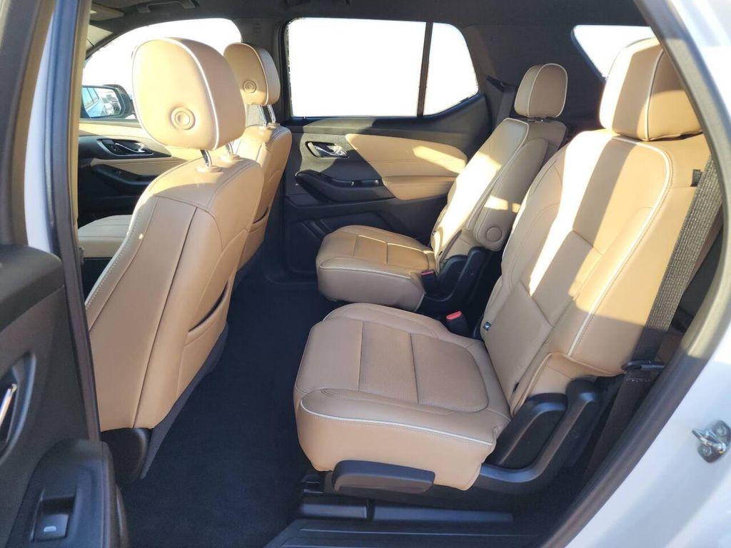 used 2023 Chevrolet Traverse car, priced at $34,150