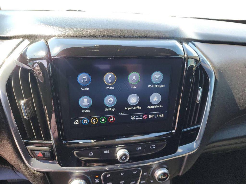 used 2023 Chevrolet Traverse car, priced at $31,450