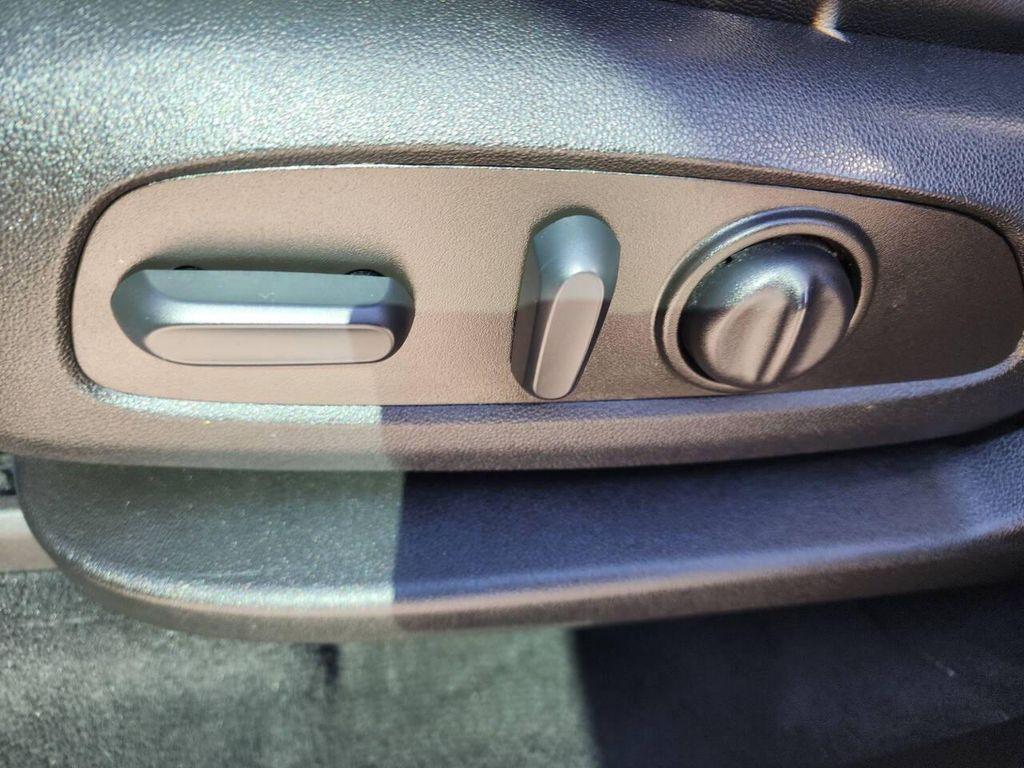 used 2023 Chevrolet Traverse car, priced at $31,450