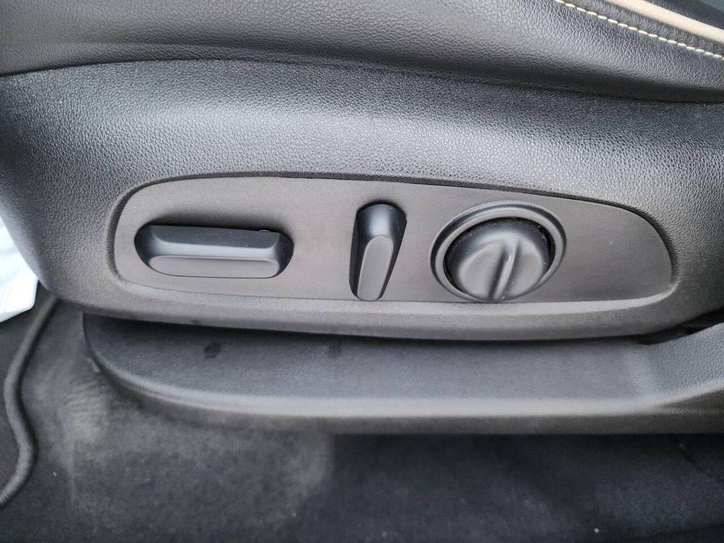 used 2022 Chevrolet Traverse car, priced at $28,950