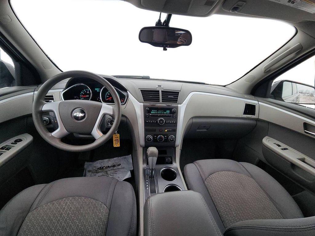 used 2010 Chevrolet Traverse car, priced at $4,950