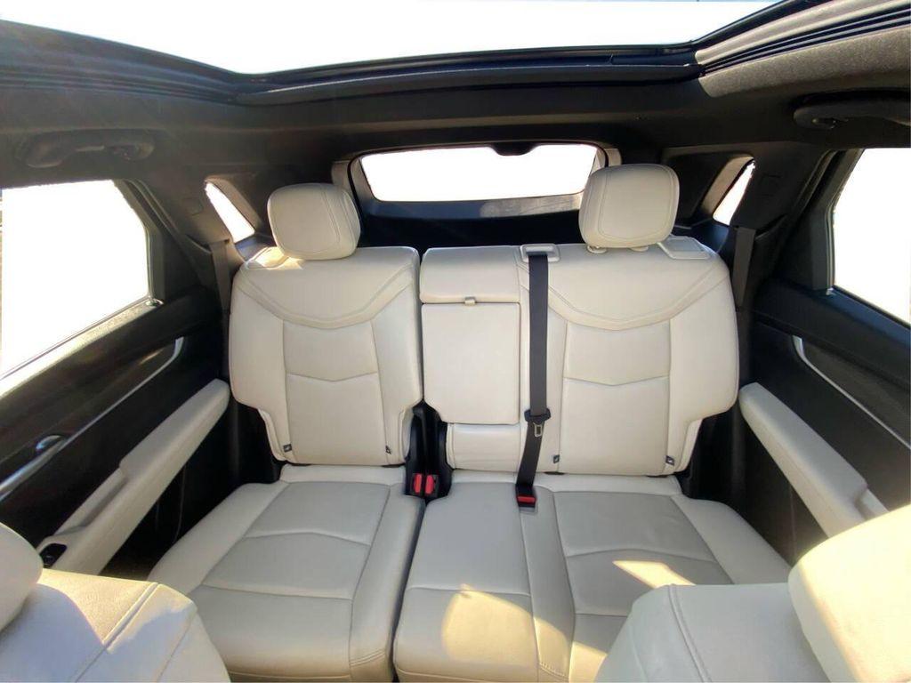 used 2022 Cadillac XT5 car, priced at $29,950