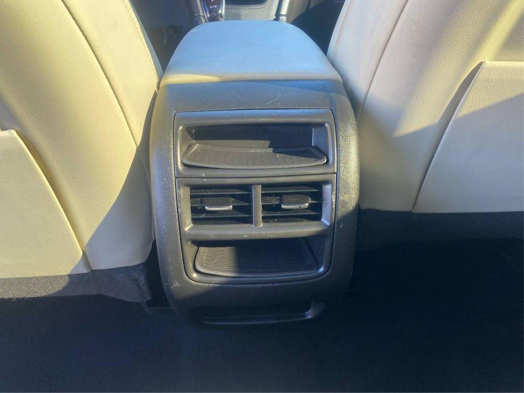 used 2022 Cadillac XT5 car, priced at $29,950