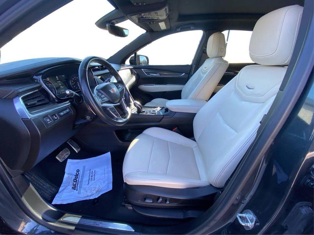 used 2022 Cadillac XT5 car, priced at $29,950