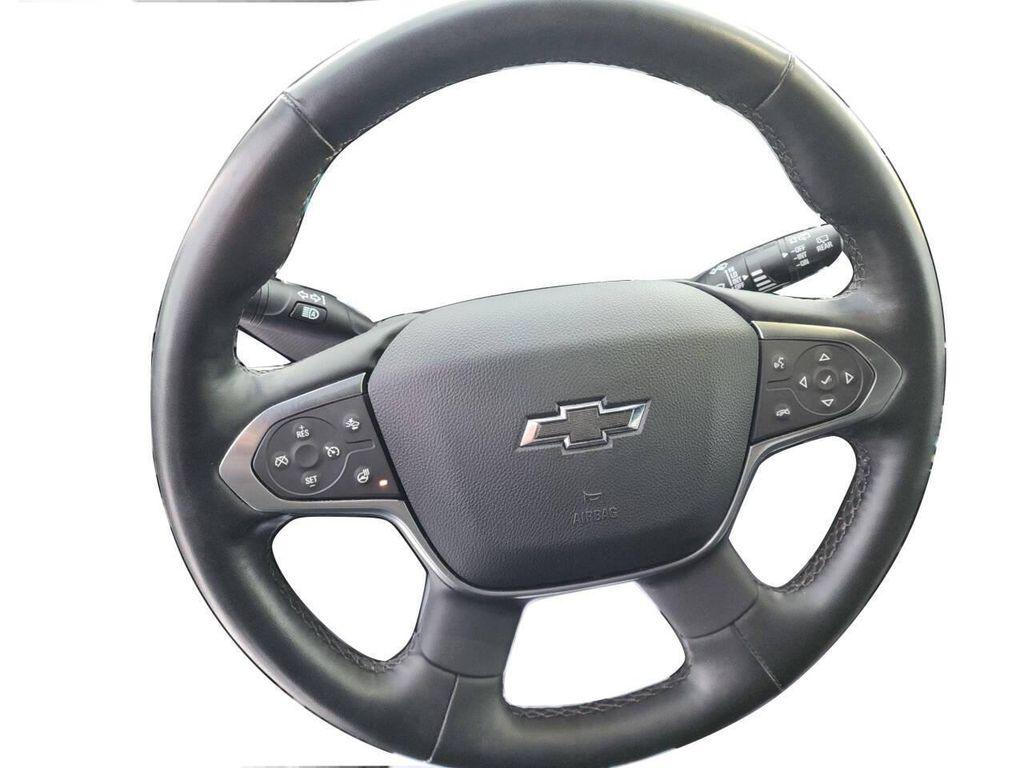 used 2023 Chevrolet Traverse car, priced at $28,950