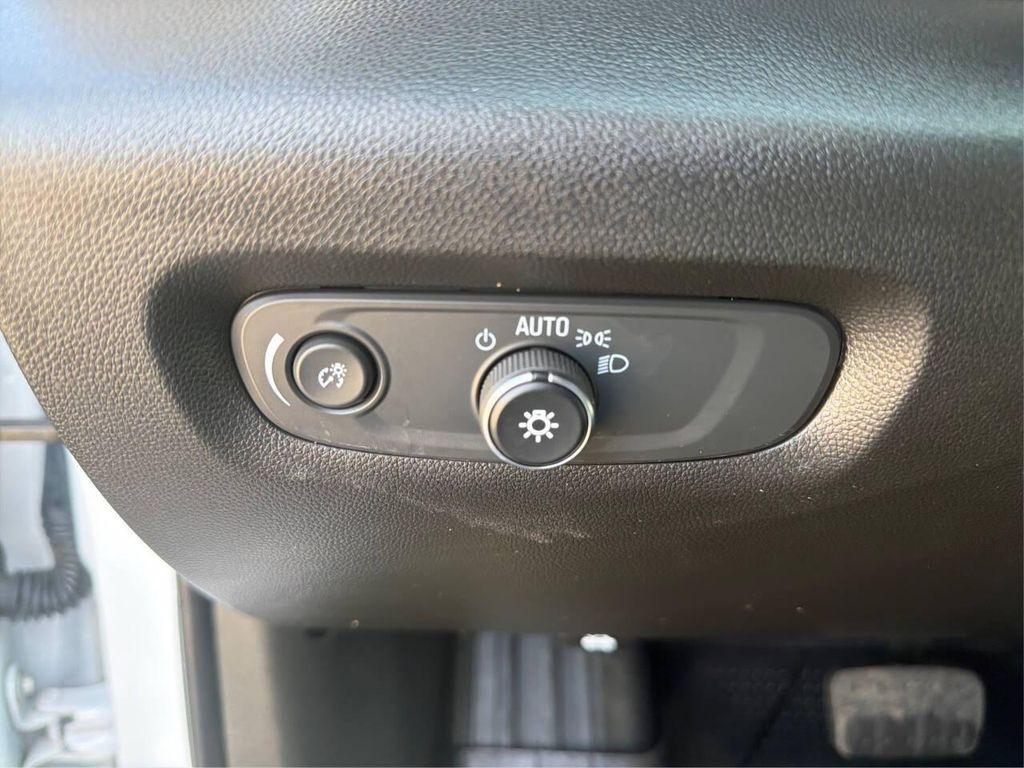 used 2023 Chevrolet Traverse car, priced at $32,950