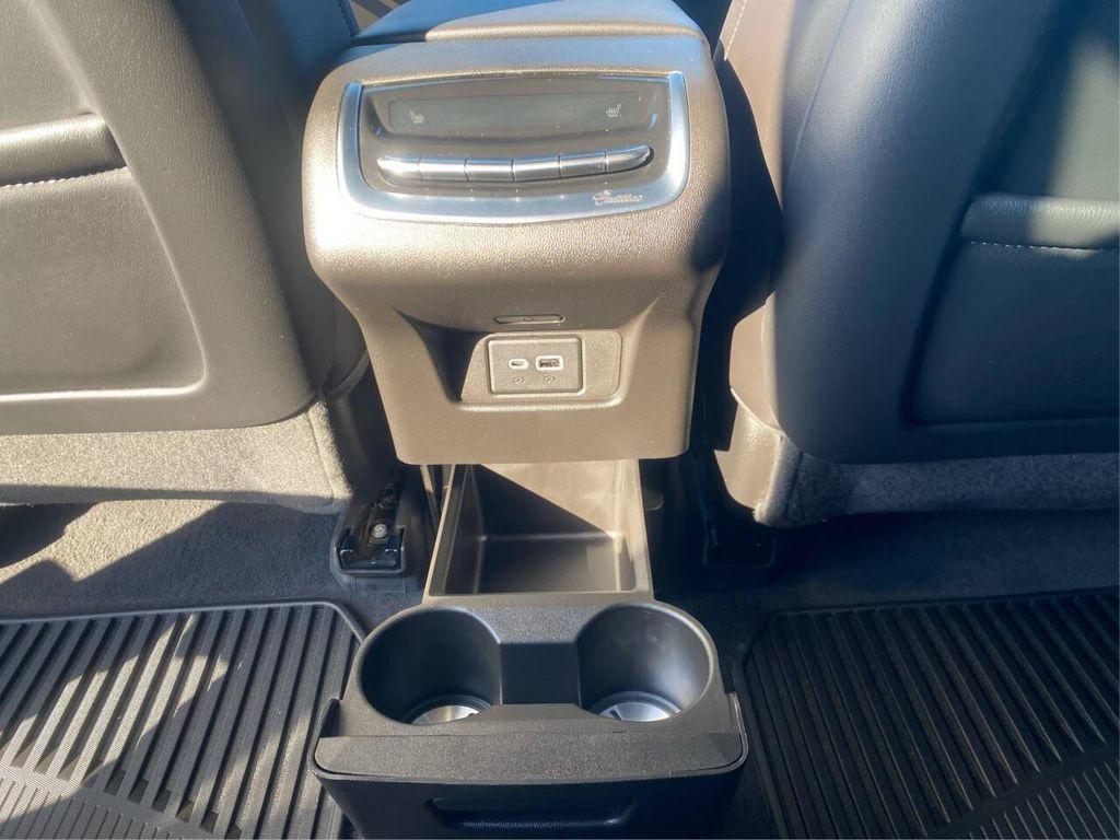 used 2023 Cadillac XT6 car, priced at $34,950