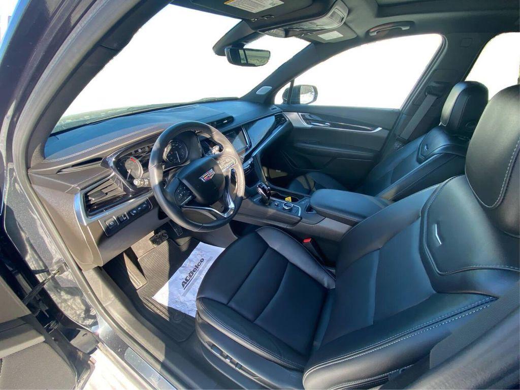used 2023 Cadillac XT6 car, priced at $34,950