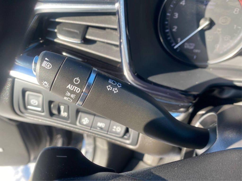 used 2023 Cadillac XT6 car, priced at $34,950