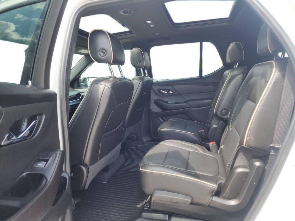 used 2023 Chevrolet Traverse car, priced at $32,150