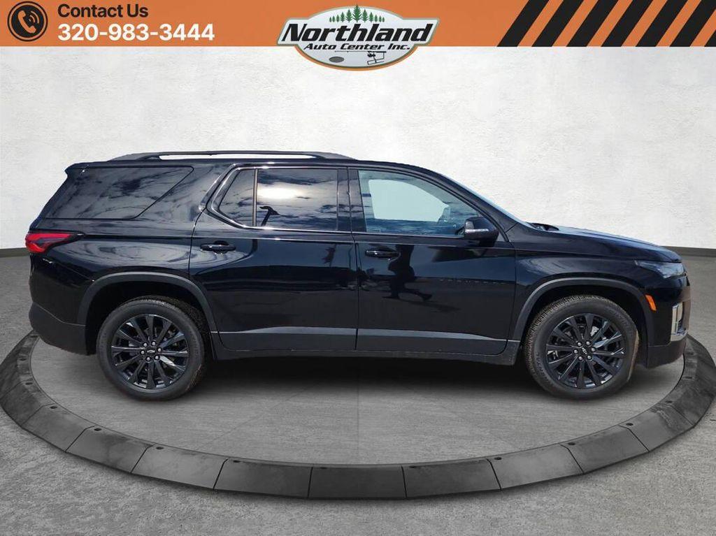 used 2022 Chevrolet Traverse car, priced at $29,450