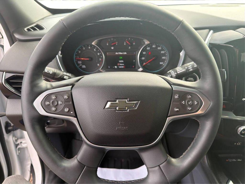 used 2023 Chevrolet Traverse car, priced at $32,950