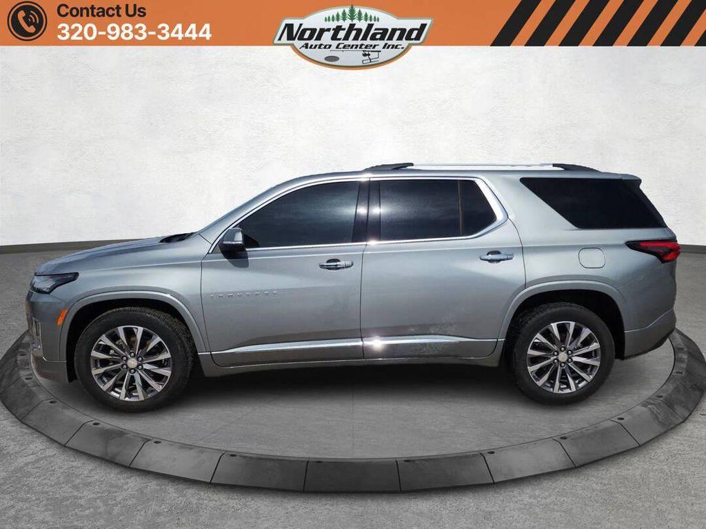 used 2023 Chevrolet Traverse car, priced at $33,950