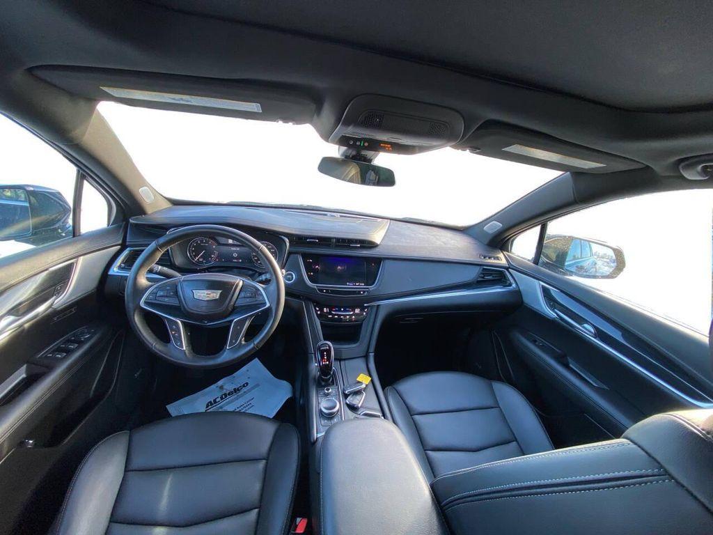 used 2024 Cadillac XT5 car, priced at $39,950