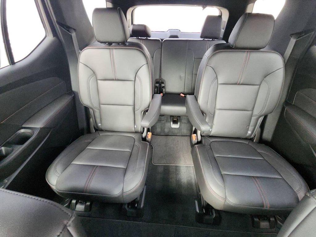 used 2023 Chevrolet Traverse car, priced at $31,950