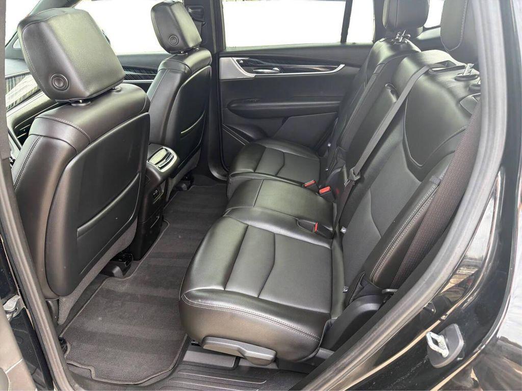 used 2023 Cadillac XT6 car, priced at $33,950