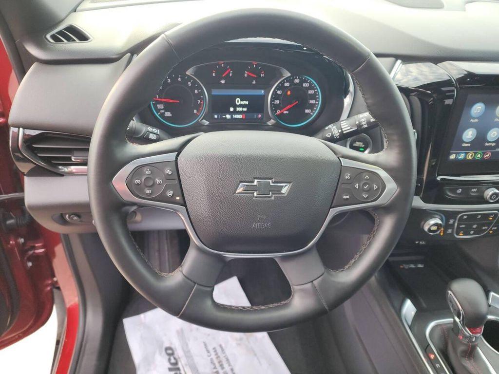 used 2024 Chevrolet Traverse car, priced at $36,950