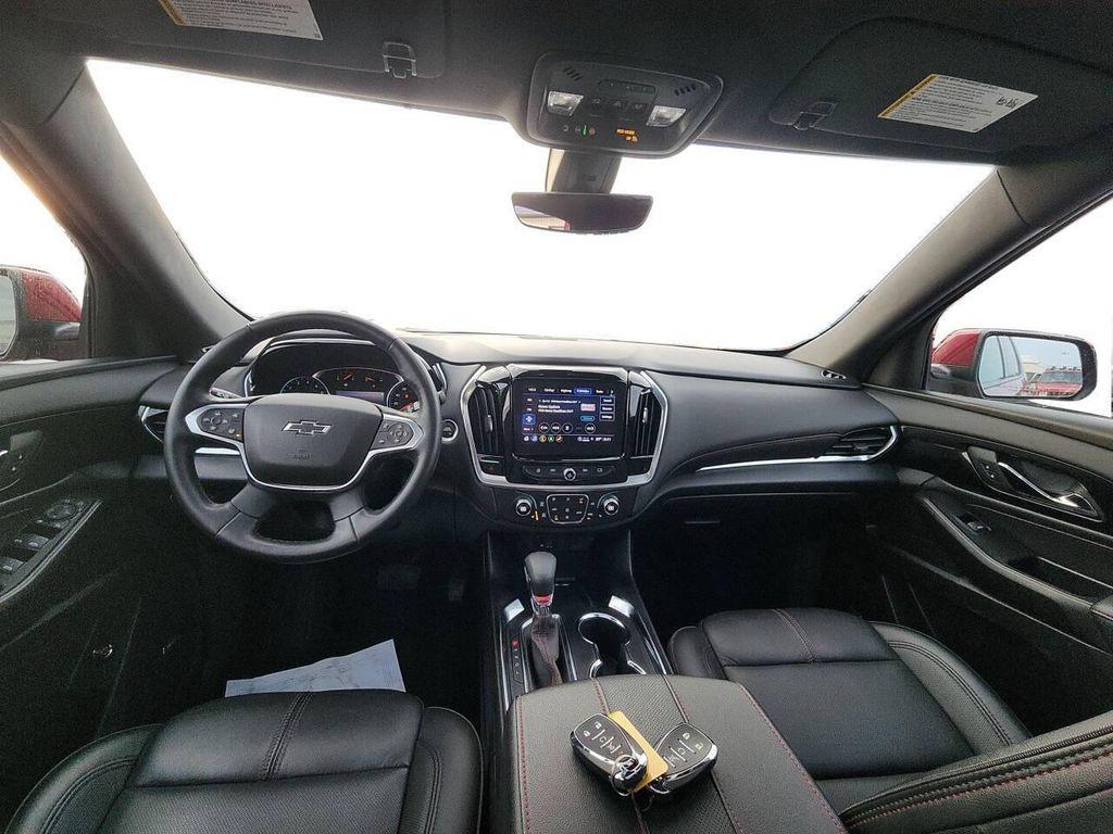 used 2024 Chevrolet Traverse car, priced at $36,950