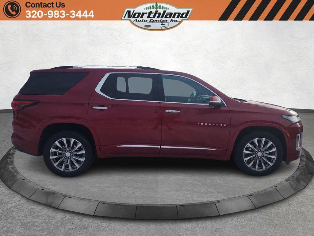 used 2022 Chevrolet Traverse car, priced at $28,950