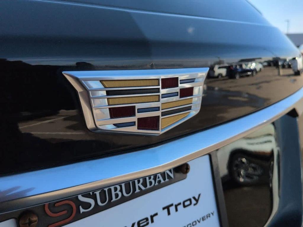 used 2020 Cadillac XT5 car, priced at $24,482