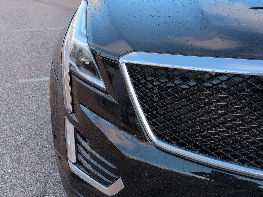 used 2023 Cadillac XT5 car, priced at $28,865