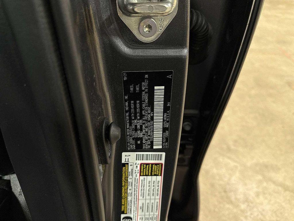 used 2022 Toyota Highlander car, priced at $30,995