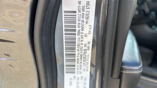 used 2015 Jeep Cherokee car, priced at $11,395