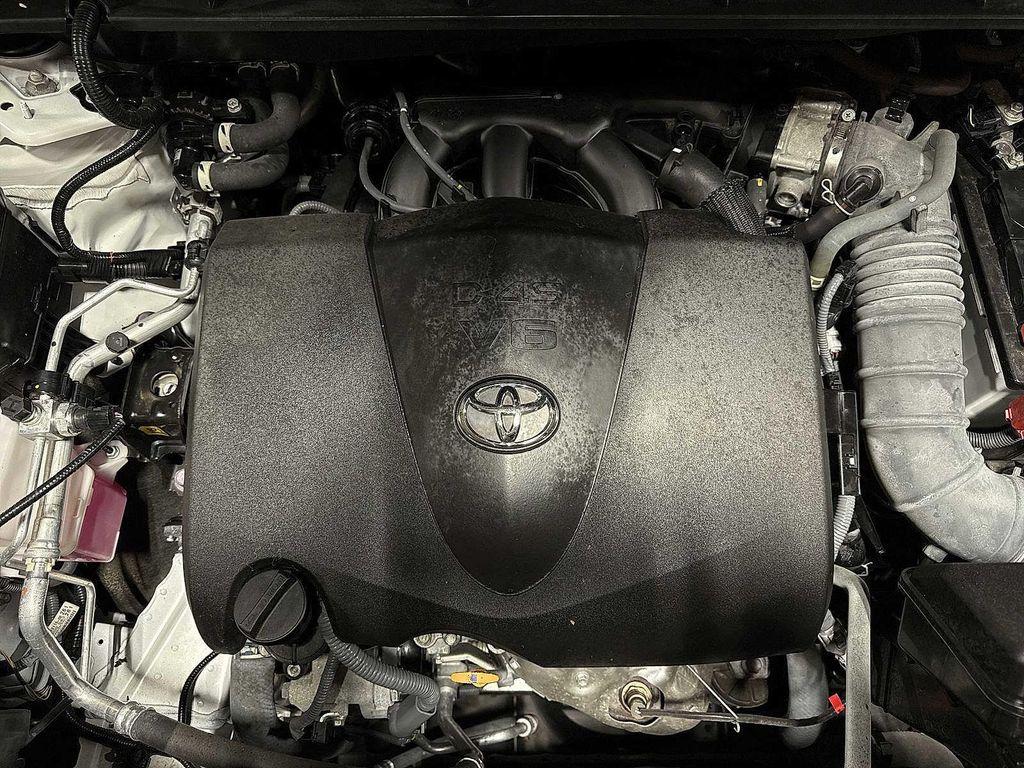 used 2022 Toyota Highlander car, priced at $31,195