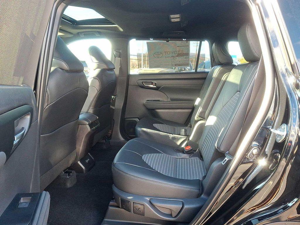 new 2026 Toyota Highlander car, priced at $51,108