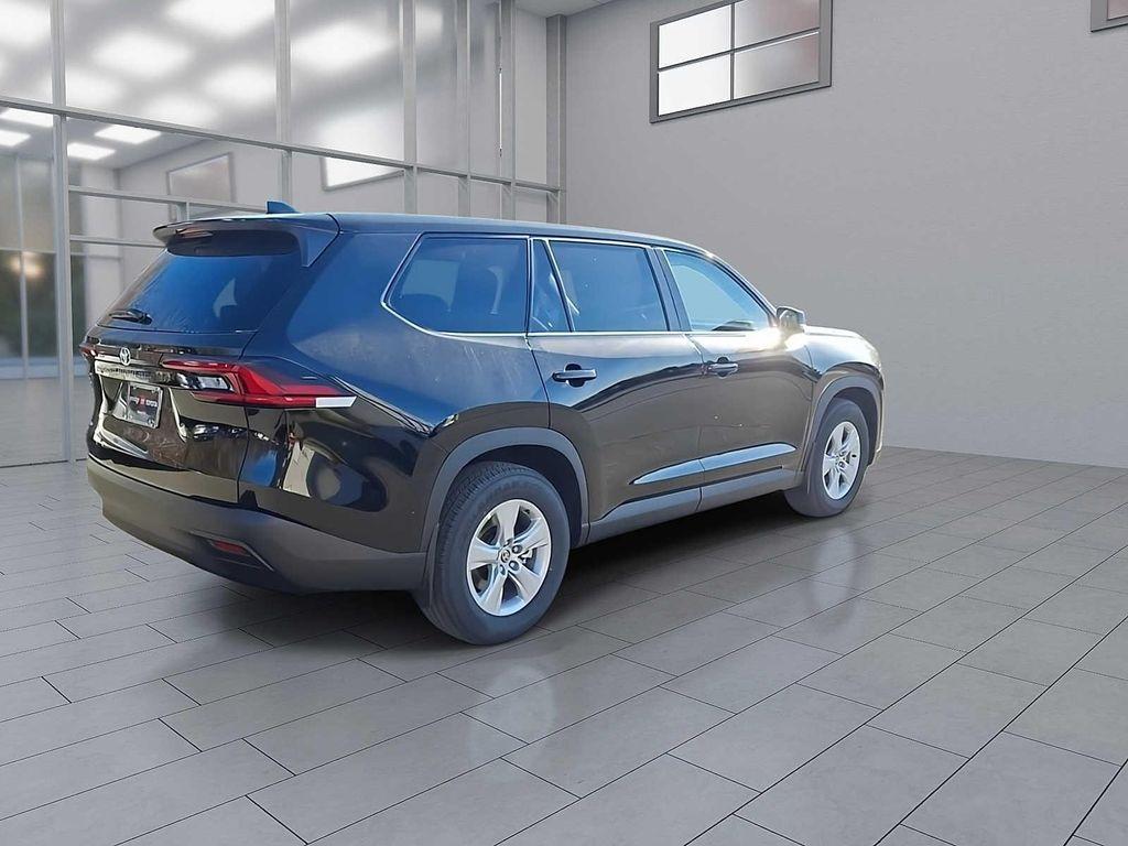 new 2026 Toyota Highlander car, priced at $45,458