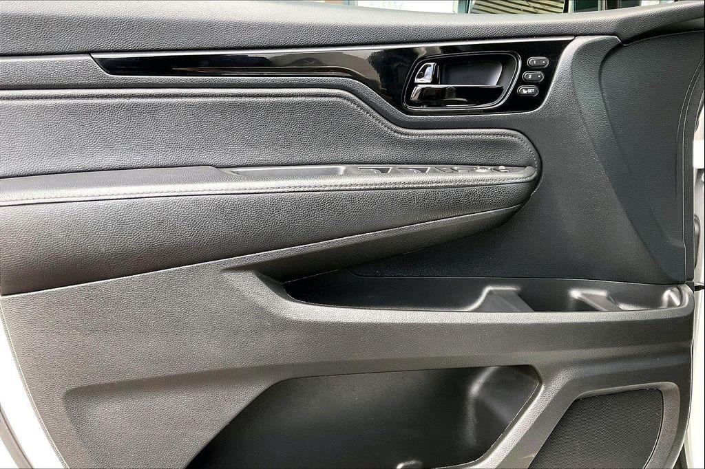 used 2023 Honda Odyssey car, priced at $34,495