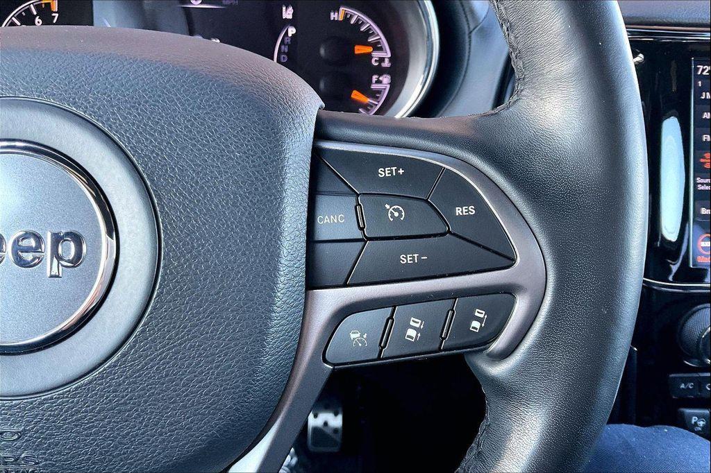 used 2020 Jeep Grand Cherokee car, priced at $24,995