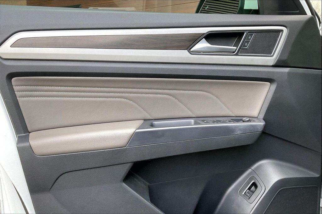 used 2021 Volkswagen Atlas car, priced at $22,997