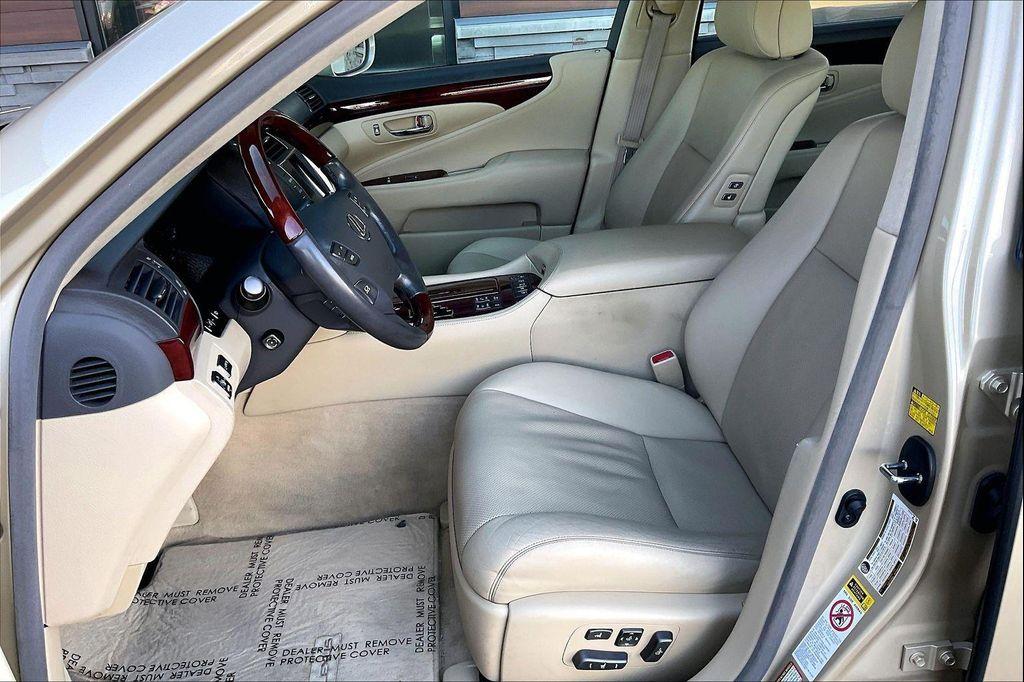 used 2007 Lexus LS 460 car, priced at $16,495