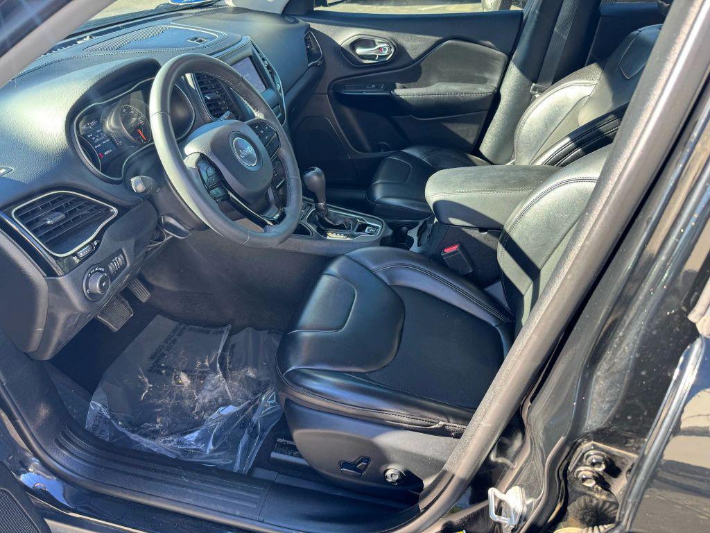 used 2020 Jeep Cherokee car, priced at $13,971