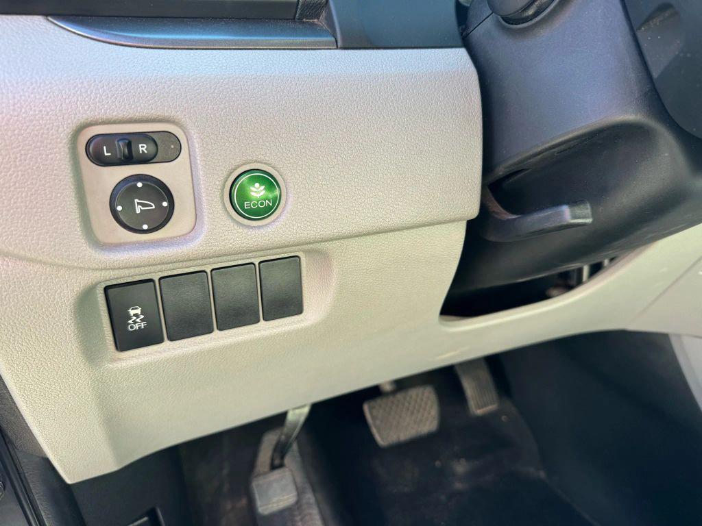 used 2018 Honda Pilot car, priced at $11,921