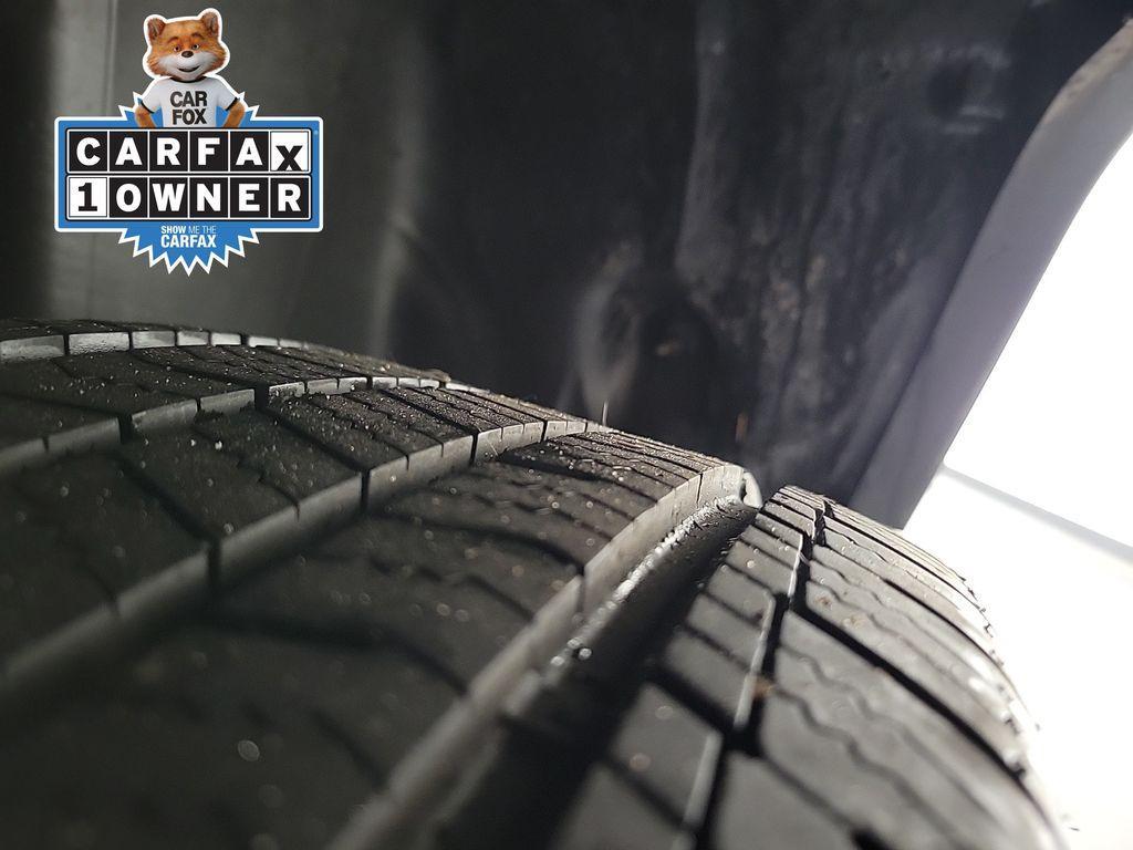 used 2021 Jeep Cherokee car, priced at $16,995