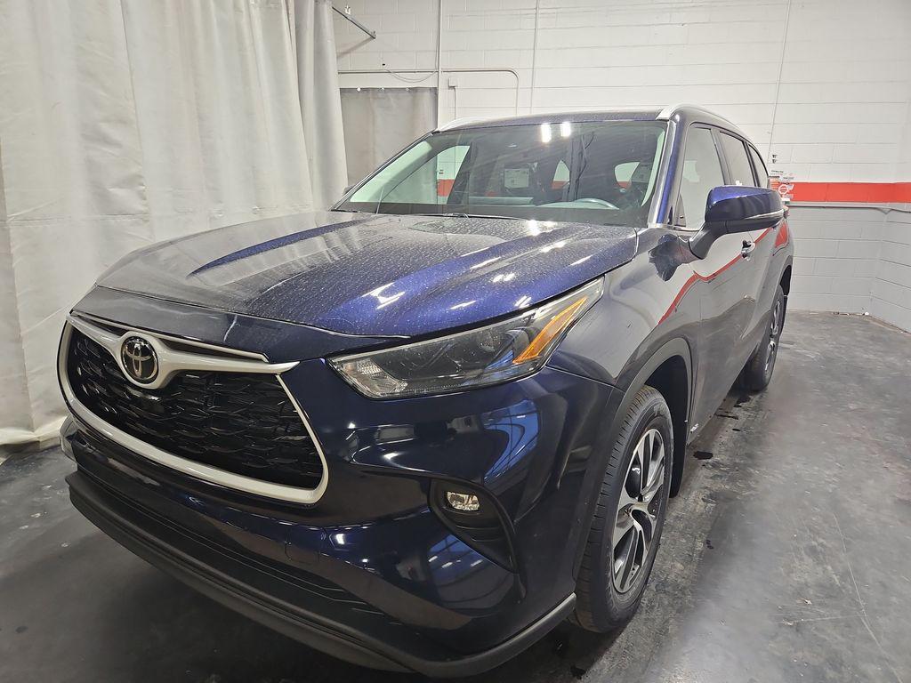 new 2026 Toyota Highlander Hybrid car, priced at $49,938