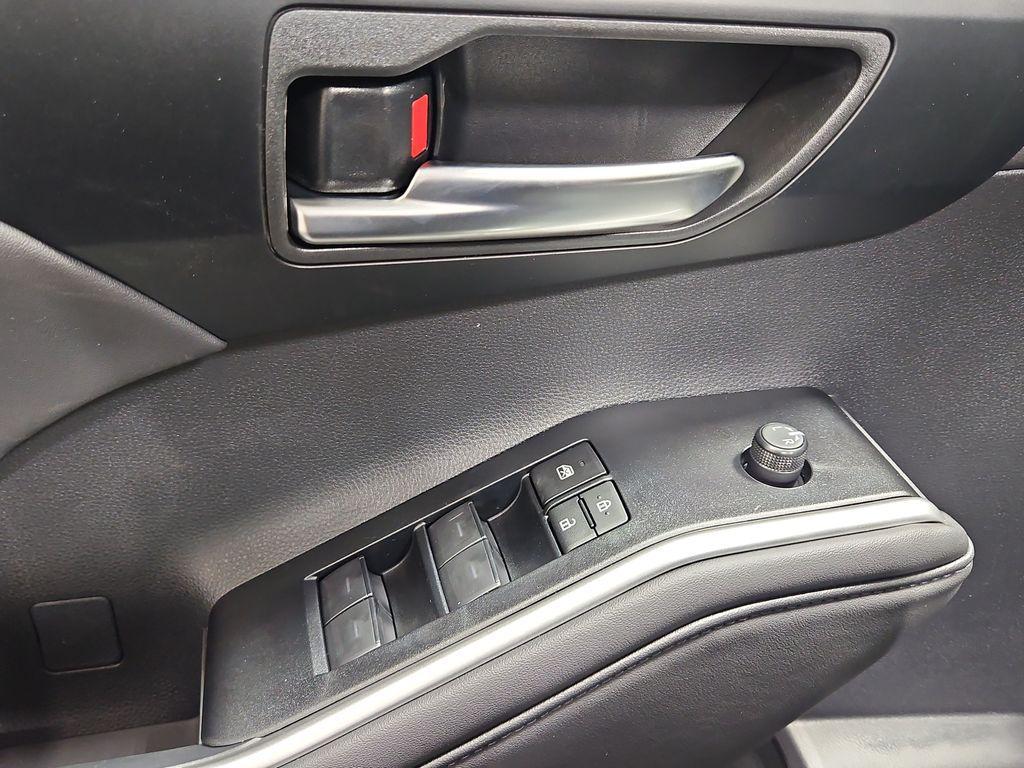 new 2026 Toyota Highlander Hybrid car, priced at $49,938